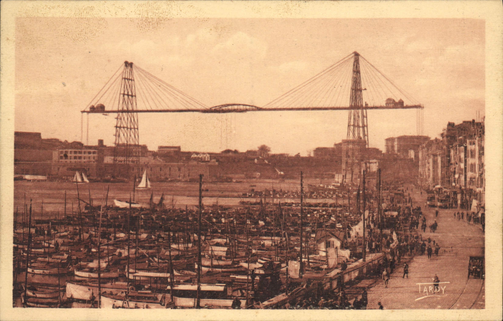 CPA Marseille Le Vieux Port et le Pont Transbordeur