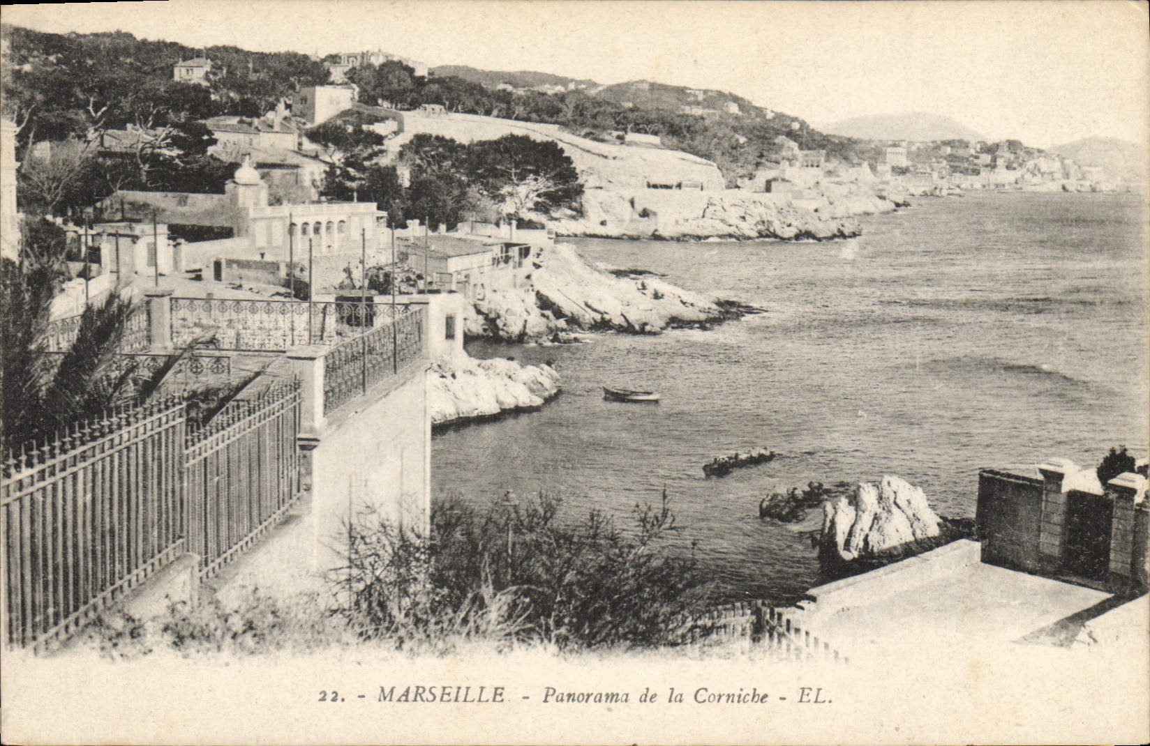 CPA Marseille Panorama de la Corniche