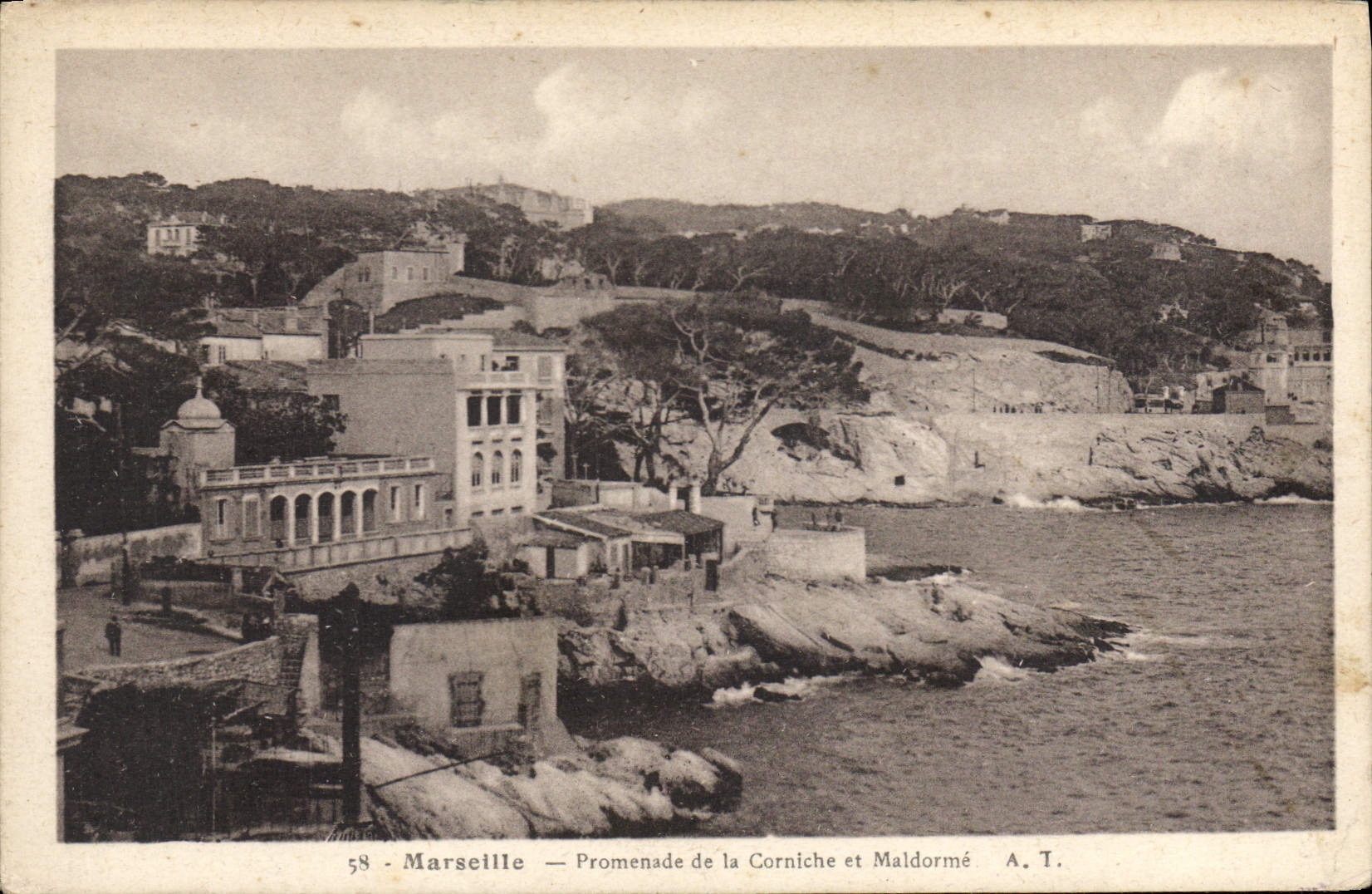 CPA Marseille Promenade de la Corniche et Maldorme