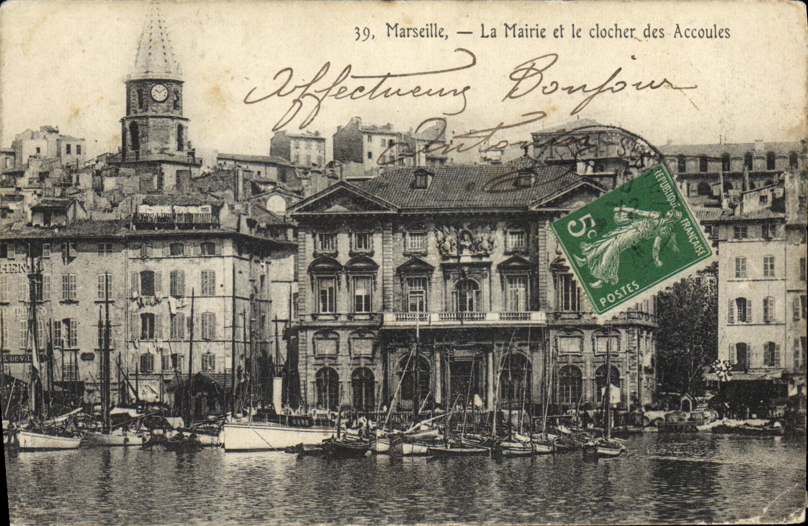 CPA Marseille La Mairie et le clocher des Accoules