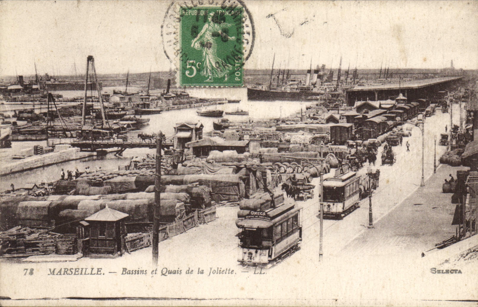 CPA Marseille Bassins et Quais de la Joliette Tramway