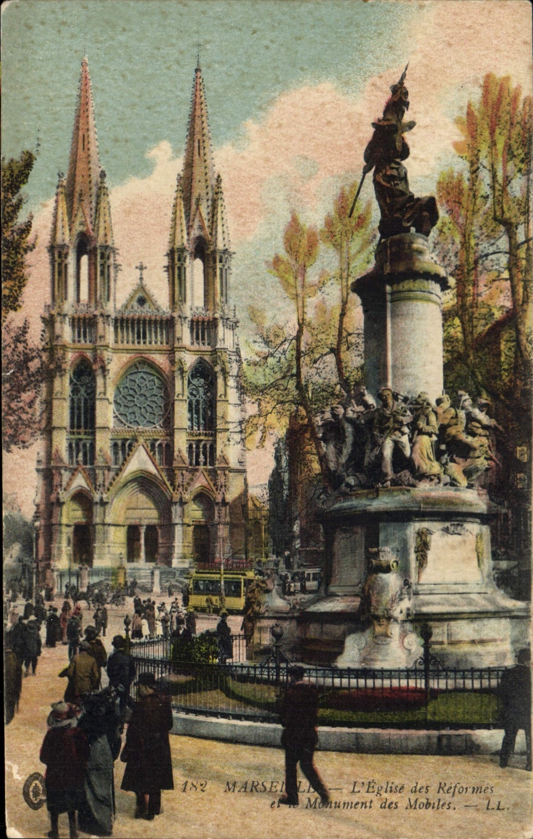 CPA Marseille L'Eglise des Remormes et Monument des Mobiles