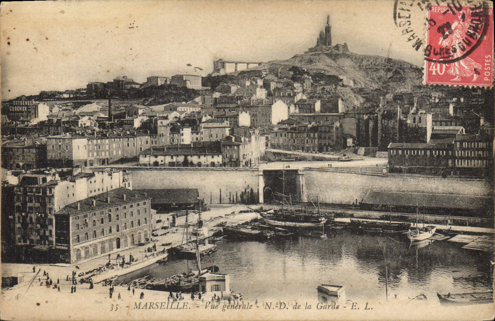 CPA Marseille Vue generale N. D. de la Garde