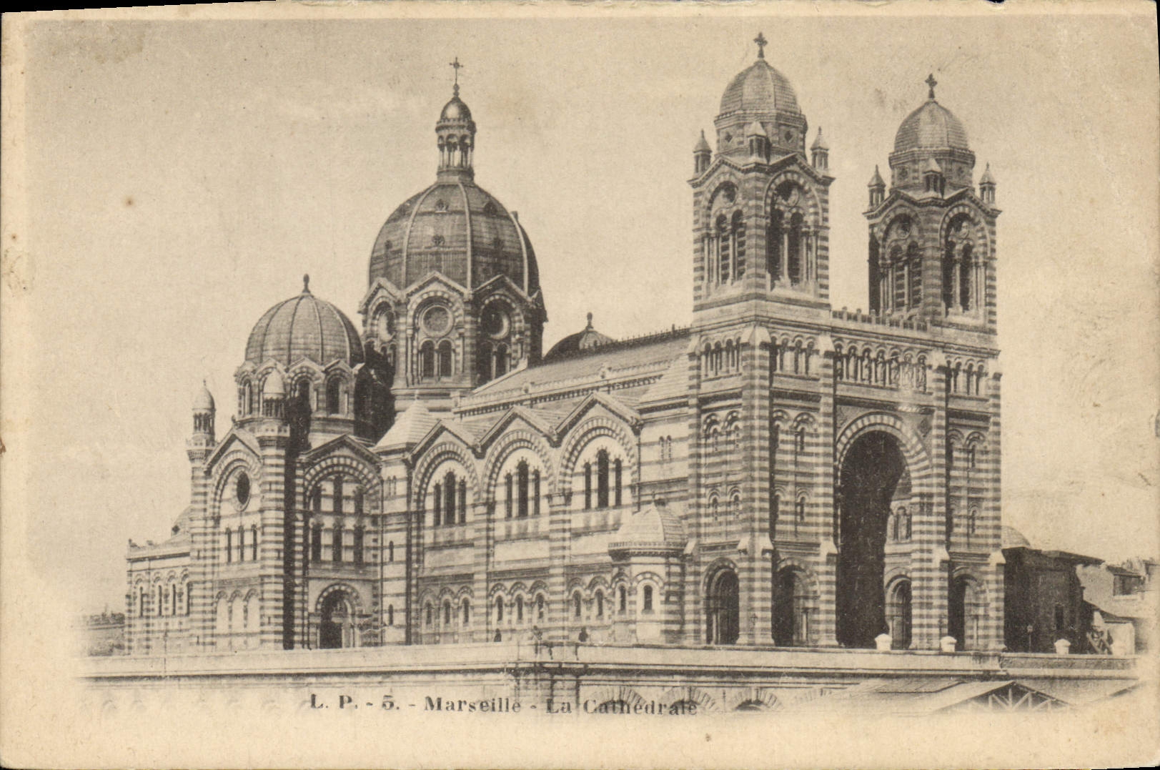 CPA Marseille La Cathedrale
