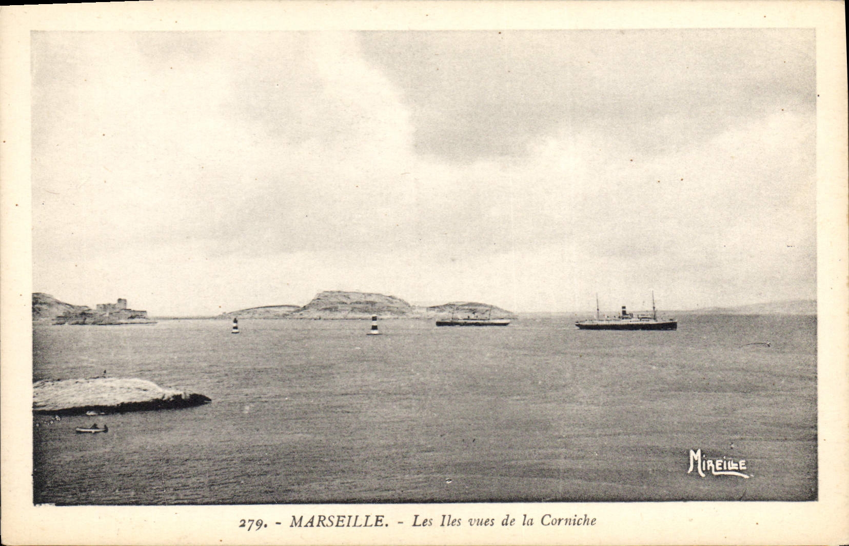 CPA Marseille Les Iles vues de la Corniche