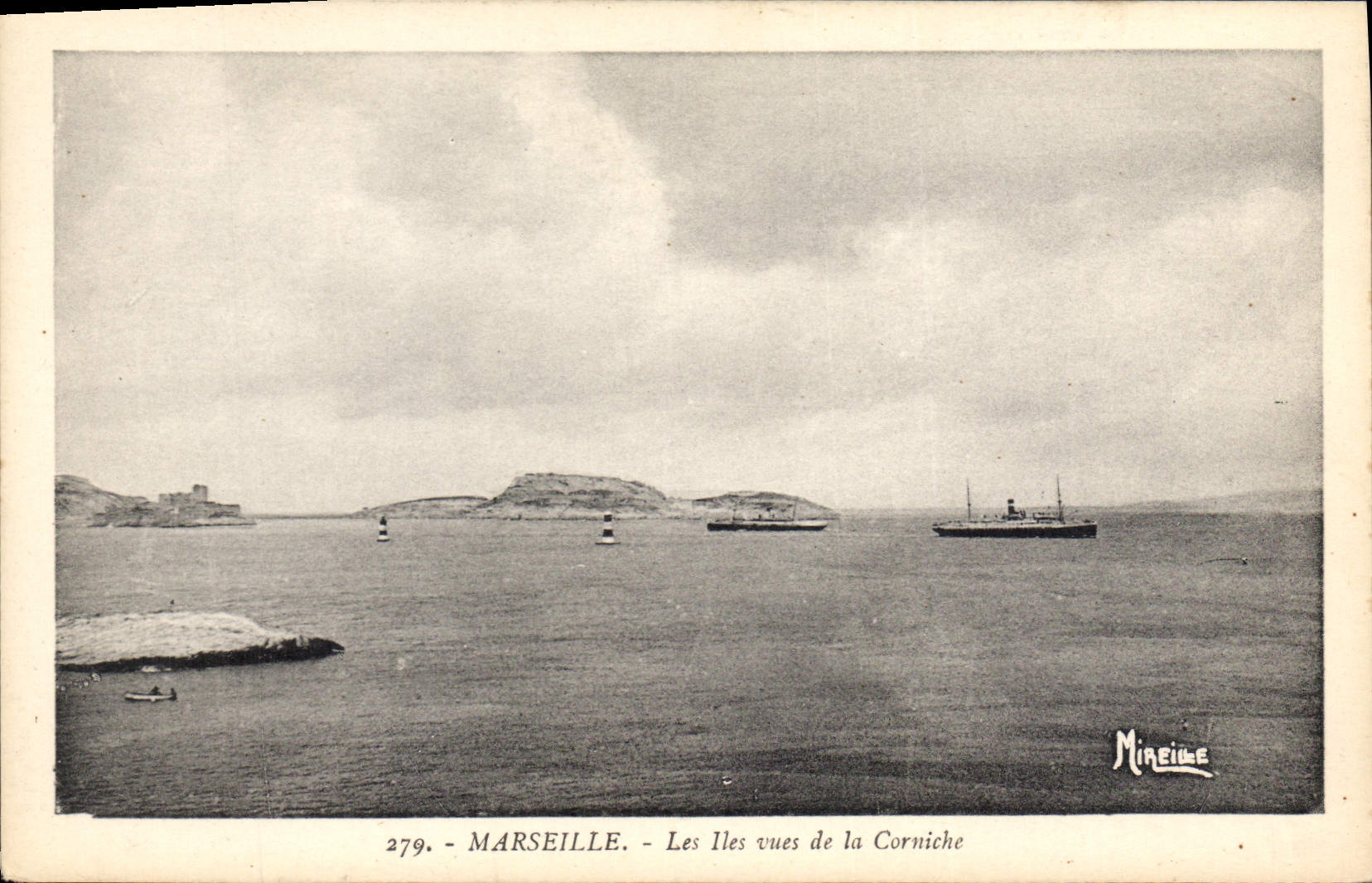 CPA Marseille Les Iles vues de la Corniche