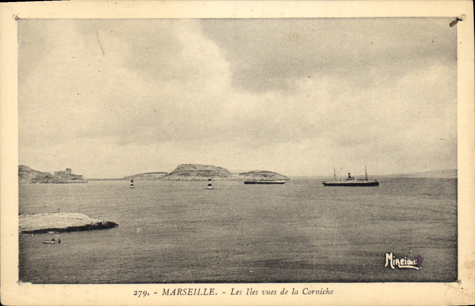 CPA Marseille Les Iles vues de la Corniche