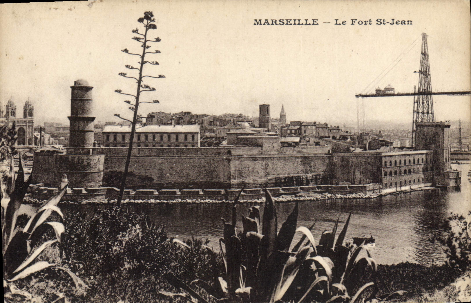 CPA Marseille Le Fort St Jean