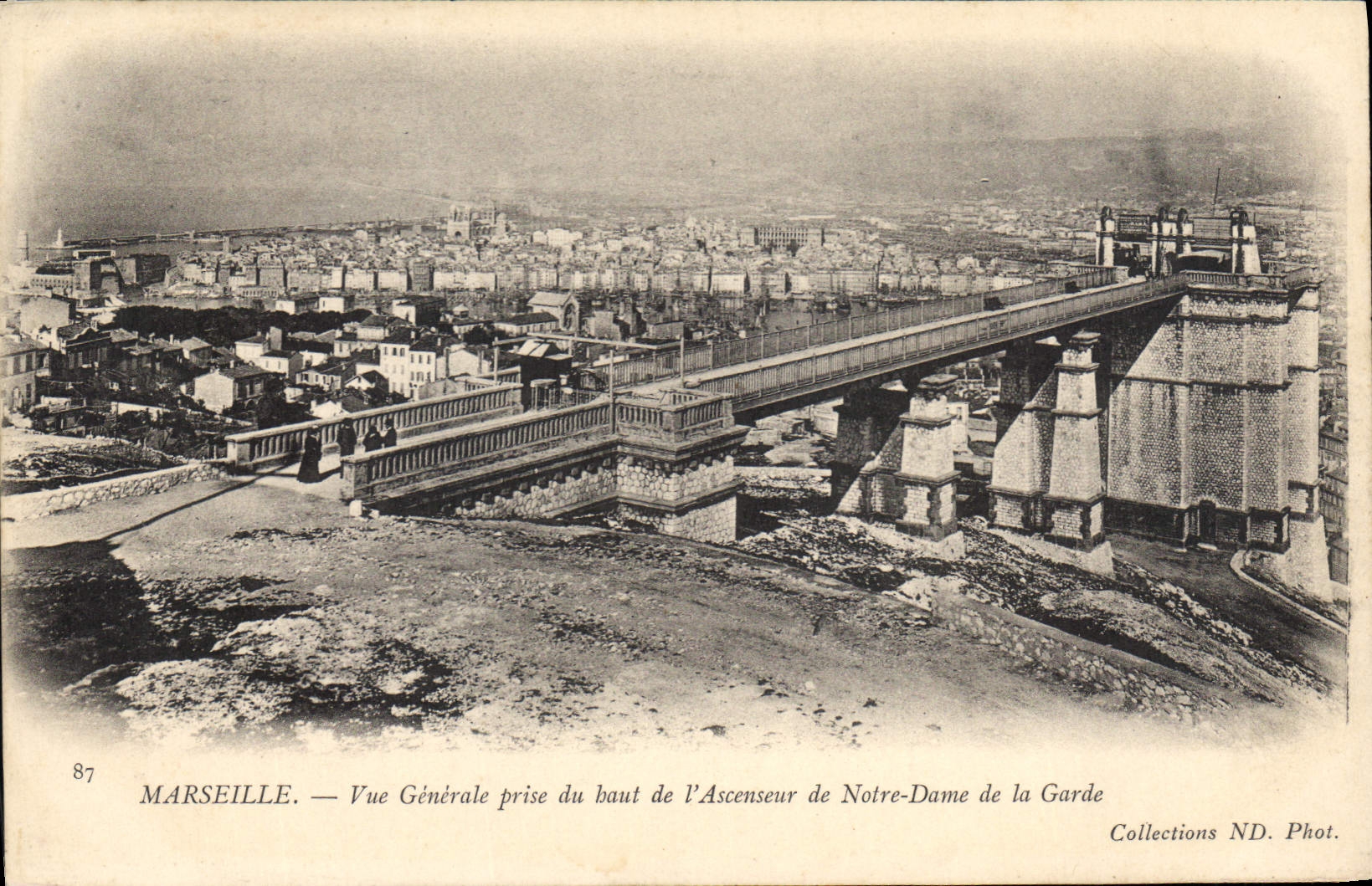CPA Marseille Vue Generale prise du haut d'Ascenseur de Notre Dame de la Garde