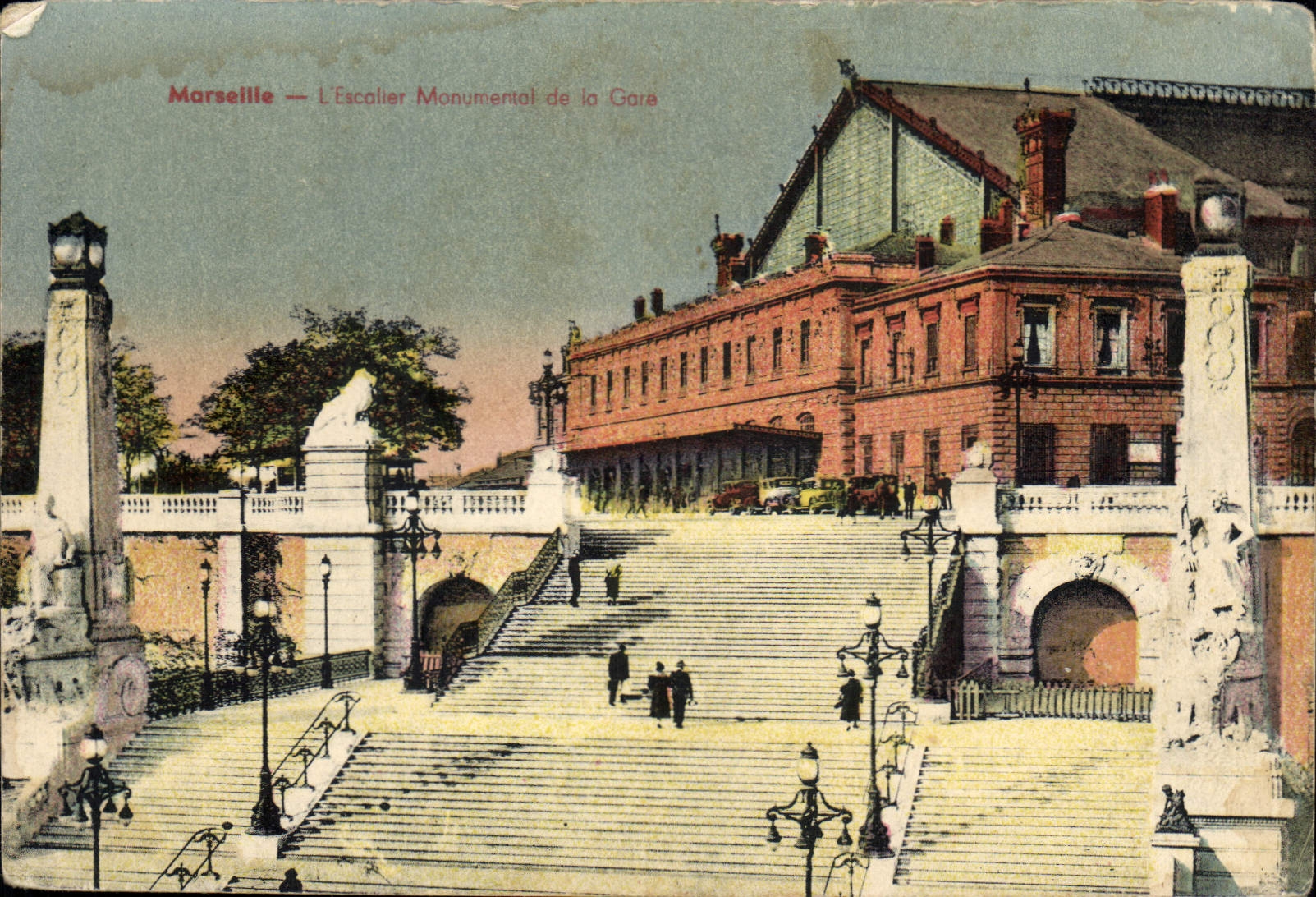CPA Marseille L Escalier Monumental de la Gare 