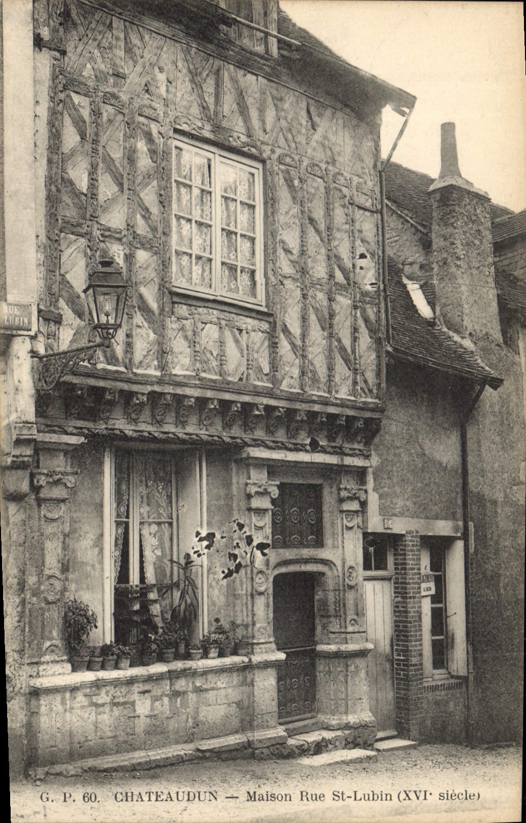 CPA Chateaudun Maison Rue St Lubin XVI siecle