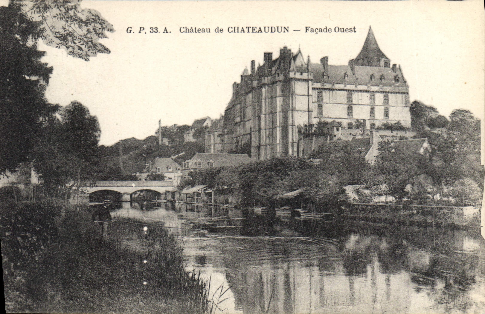 CPA Chateau de Chateaudun Facade Ouest
