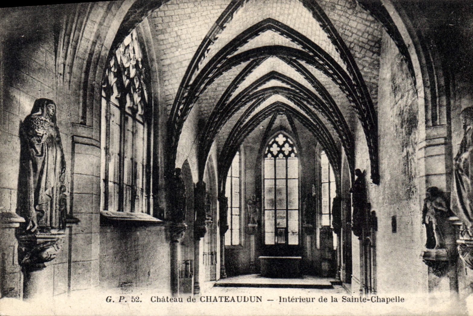 CPA Chateau du Chateaudun Interieur de la Sainte Chapelle 
