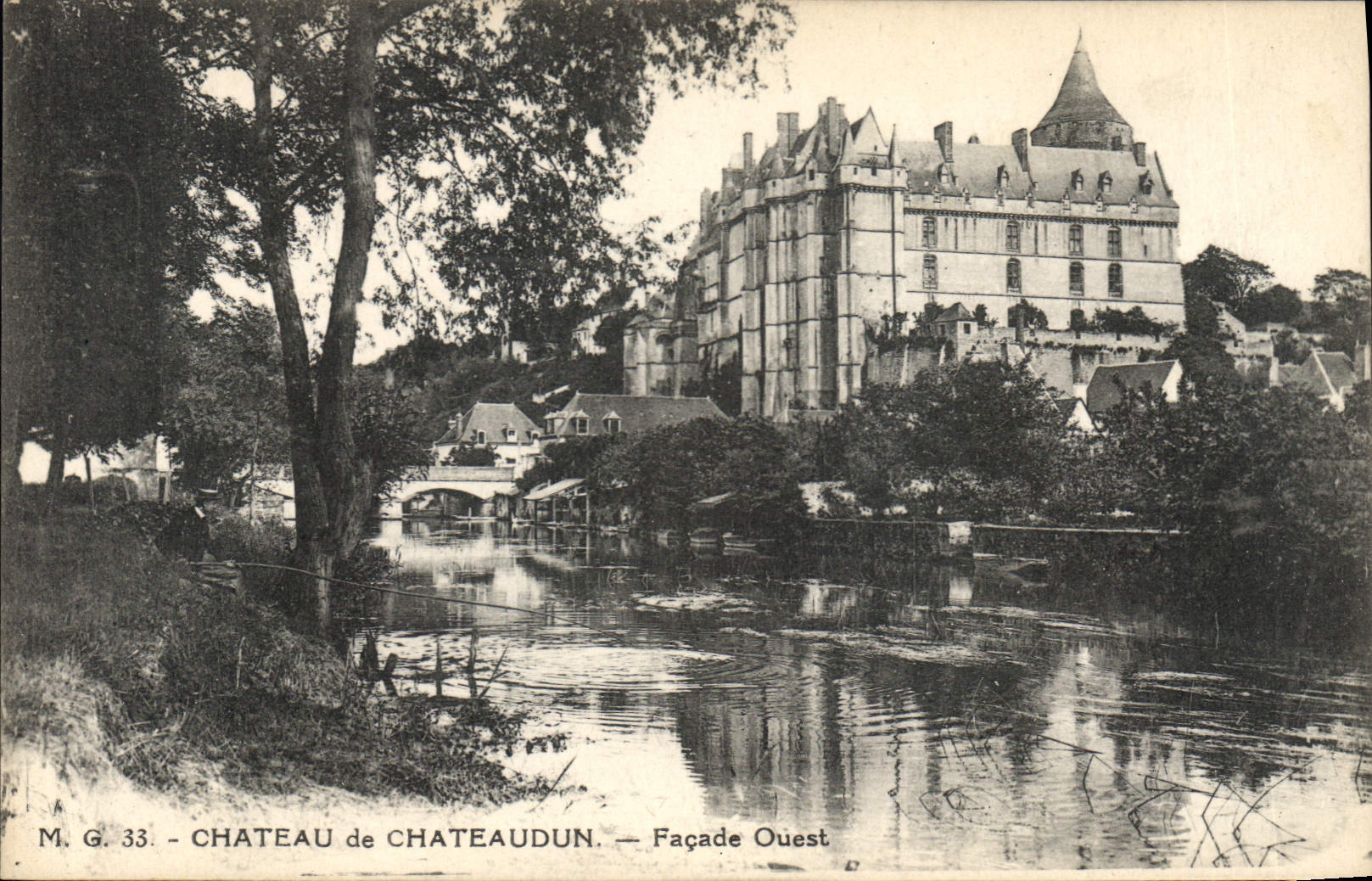 CPA Chateau de Chateaudun Facade Ouest