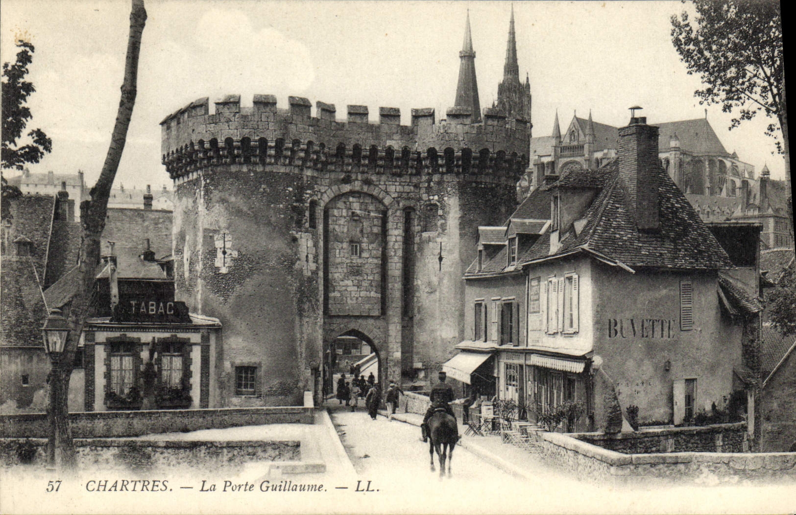 CPA Chartres la Porte Guillaume 