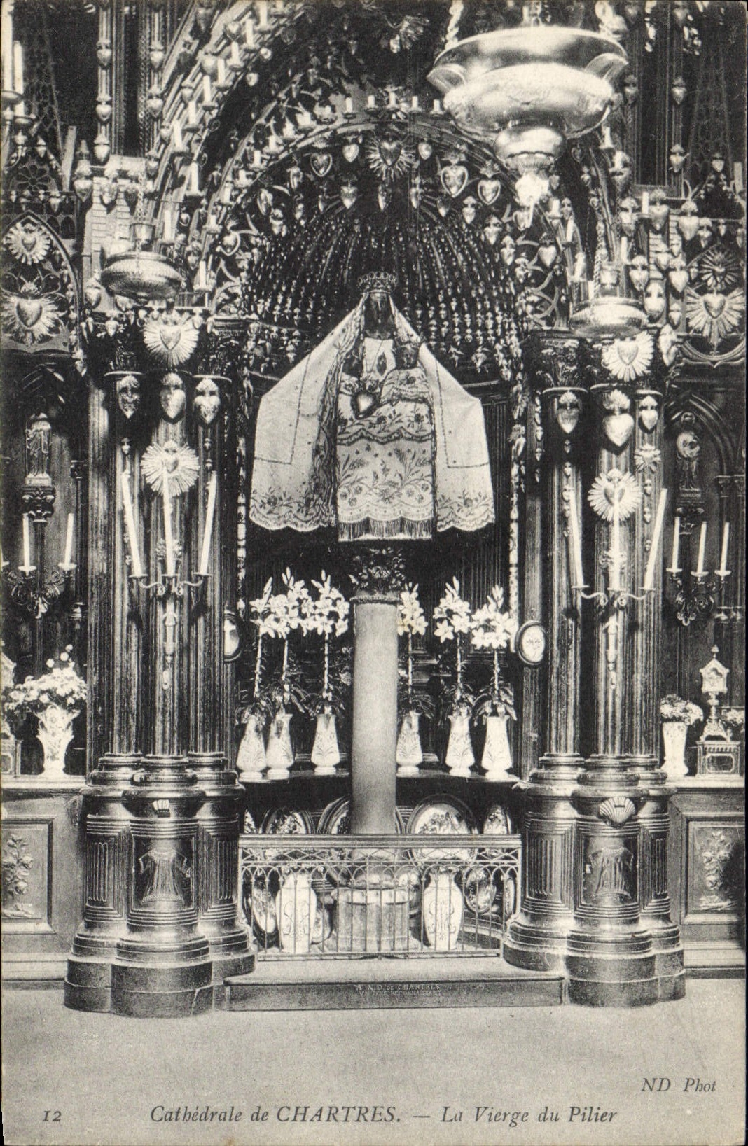 CPA Cathedrale de Chartres La Vierge du Pilier 