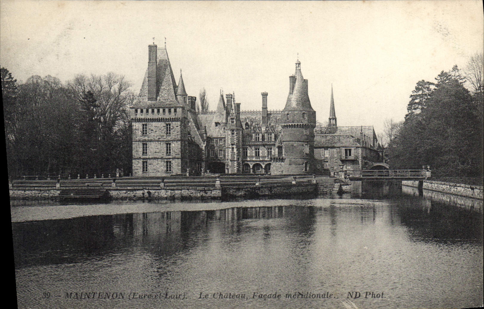 CPA Maintenon Eure et Loir Le Chateau Facade meridionale