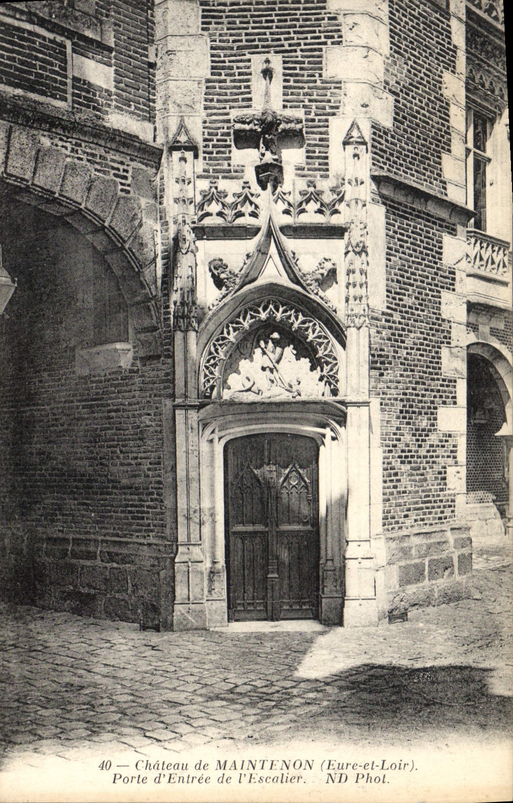 CPA Chateau de Maintenon Eure et Loir Porte d'Entree de l'Escalier