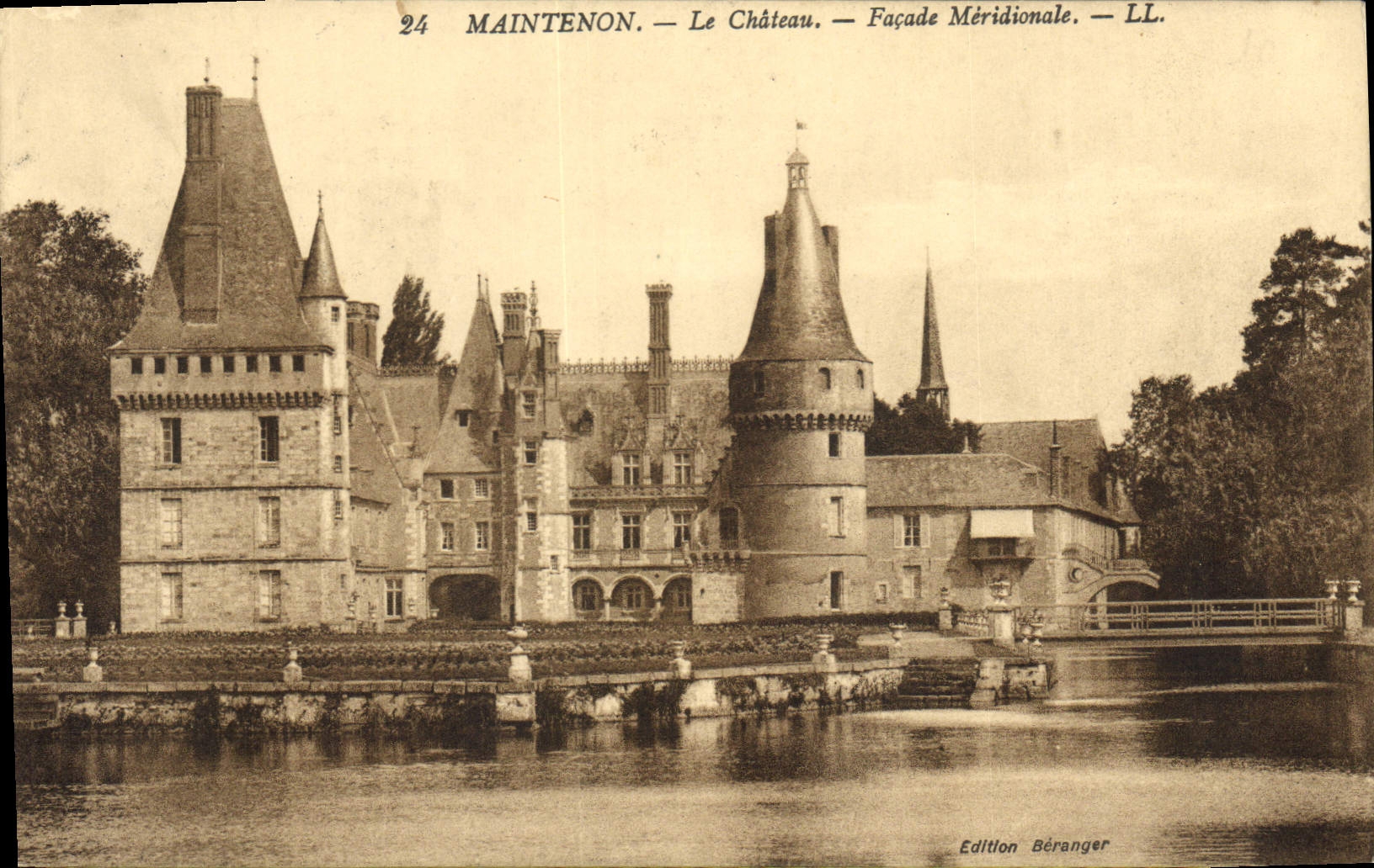 CPA Maintenon Le Chateau Facade Meridionale 