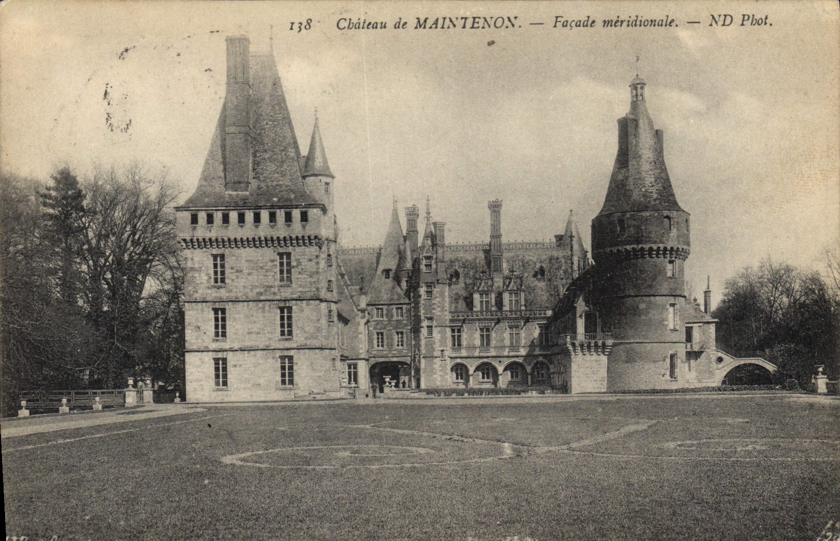 CPA Chateau de Maintenon Facade meridionale 