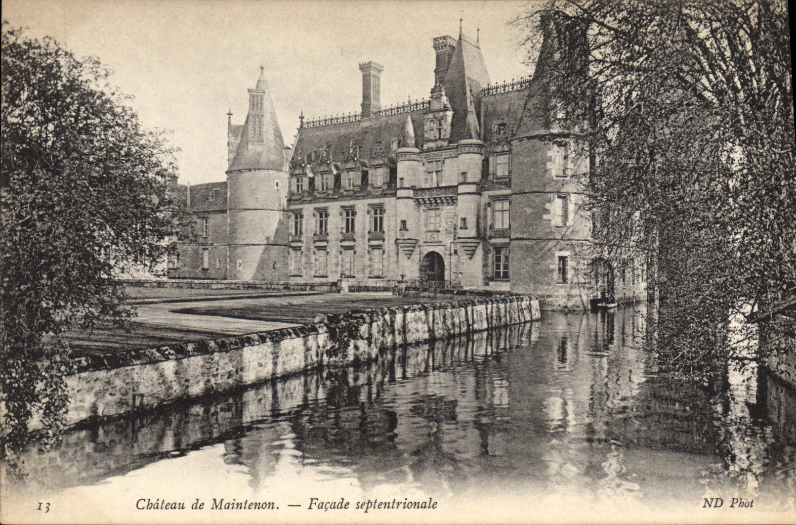 CPA Chateau de Maintenon Facade septentrionale