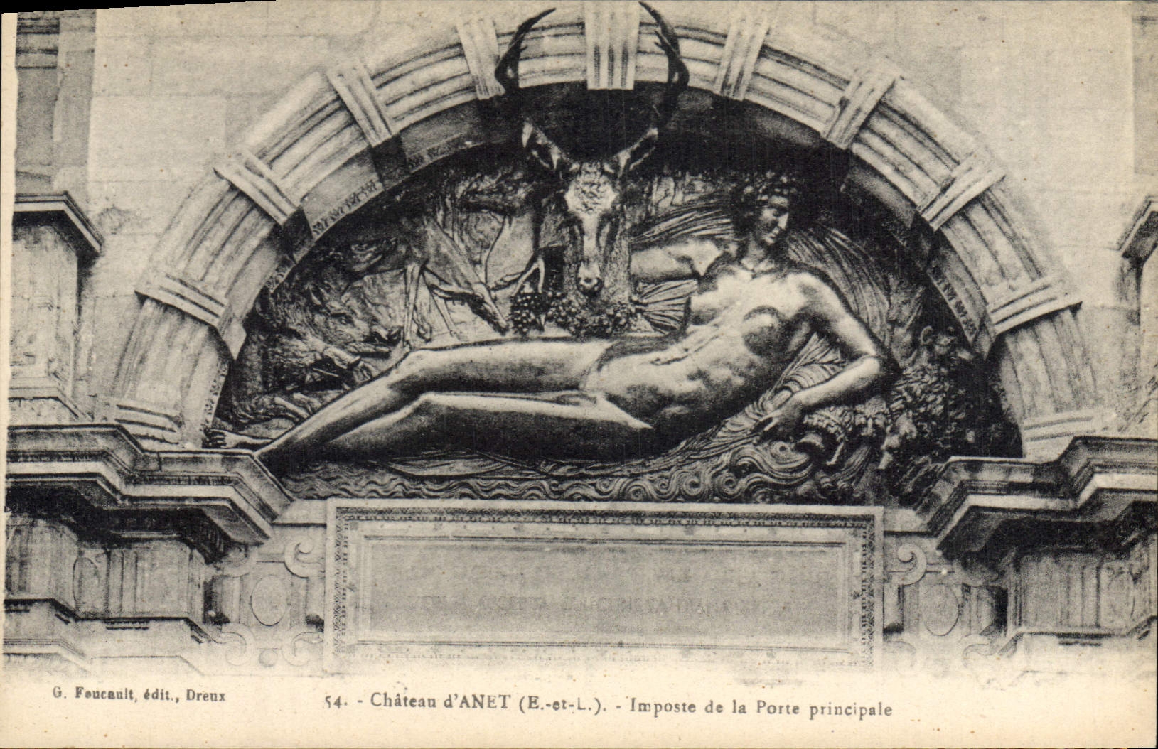 CPA Chateau d'Anet E et L Imposte de la Porte principale