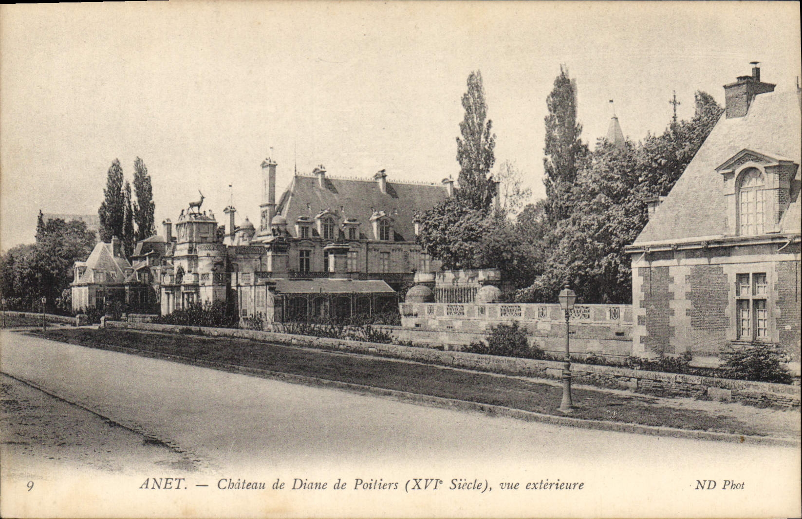 CPA Chateau de Diane de Poitiers XVI siecle vue exterieure