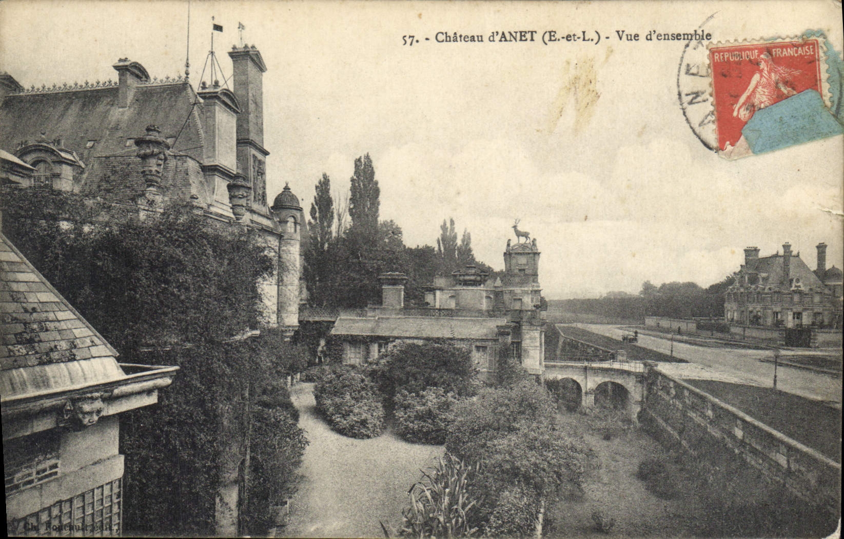 CPA Chateau d'Anet E et L Vue d'ensemble 