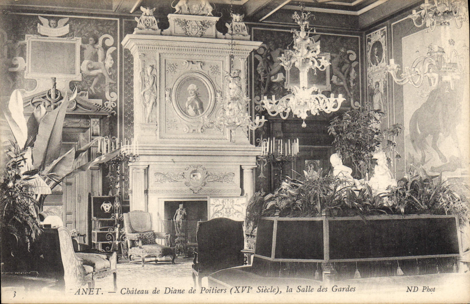 CPA Anet Chateau de Diane de Poitiers XVI siecle la Salle des Gardes