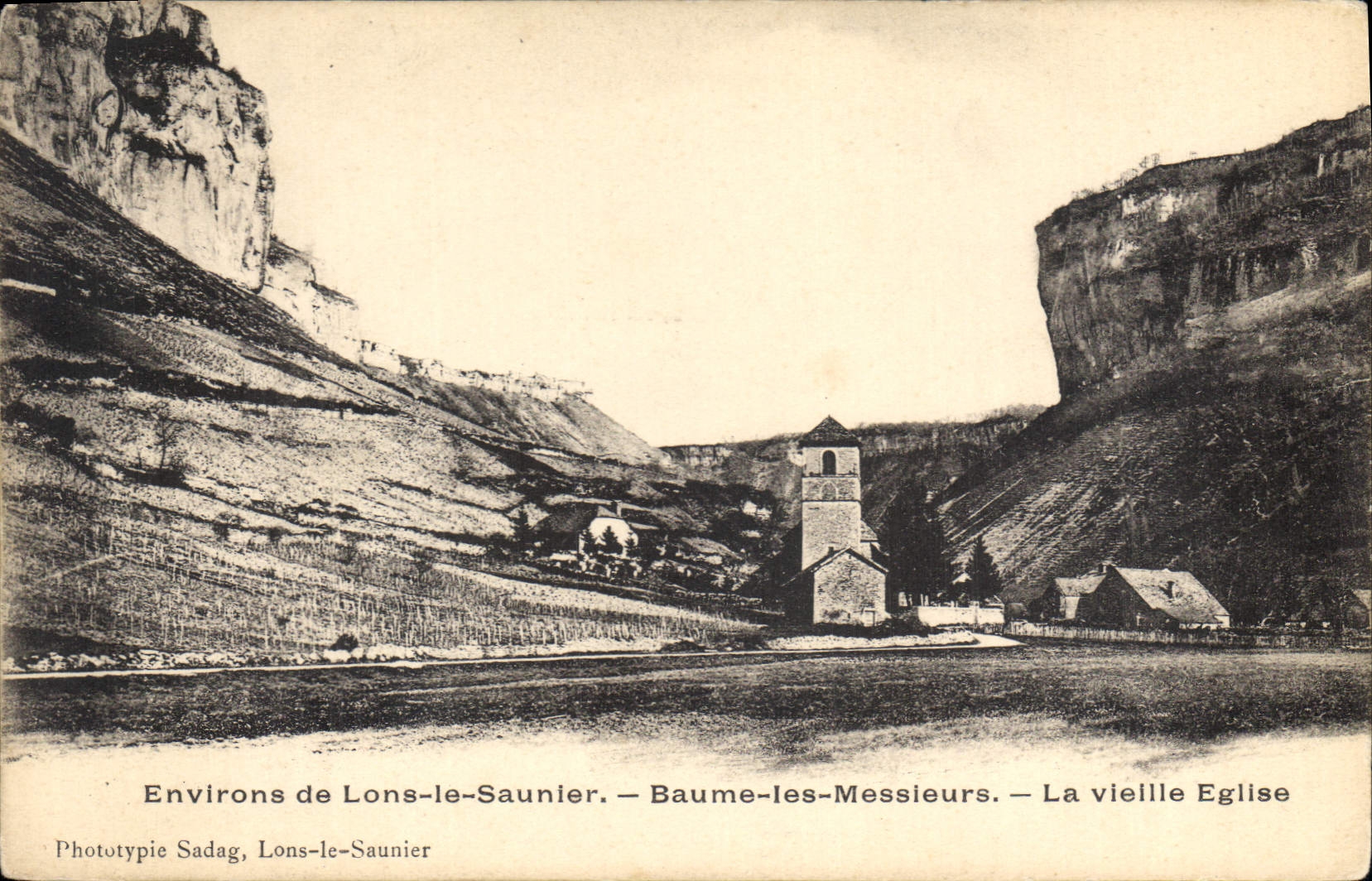 CPA Environs de Lons le Saunier Baume les Messieurs La vieille Eglise 