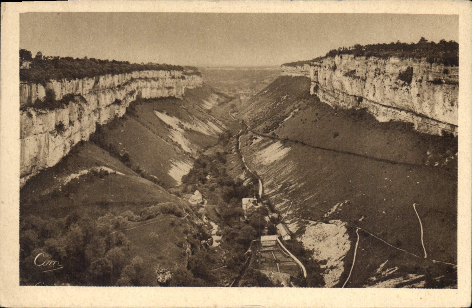 CPA Baume les Messieurs Jura Vue generale de la Vallee