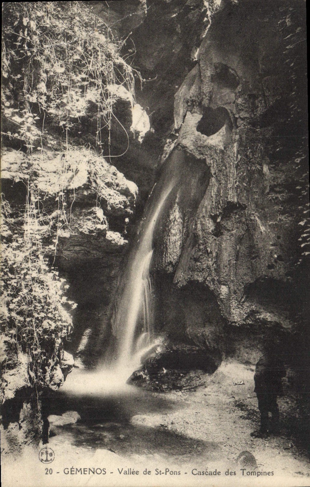 CPA Gemenos Vallee de St Pons Cascade des Tompines