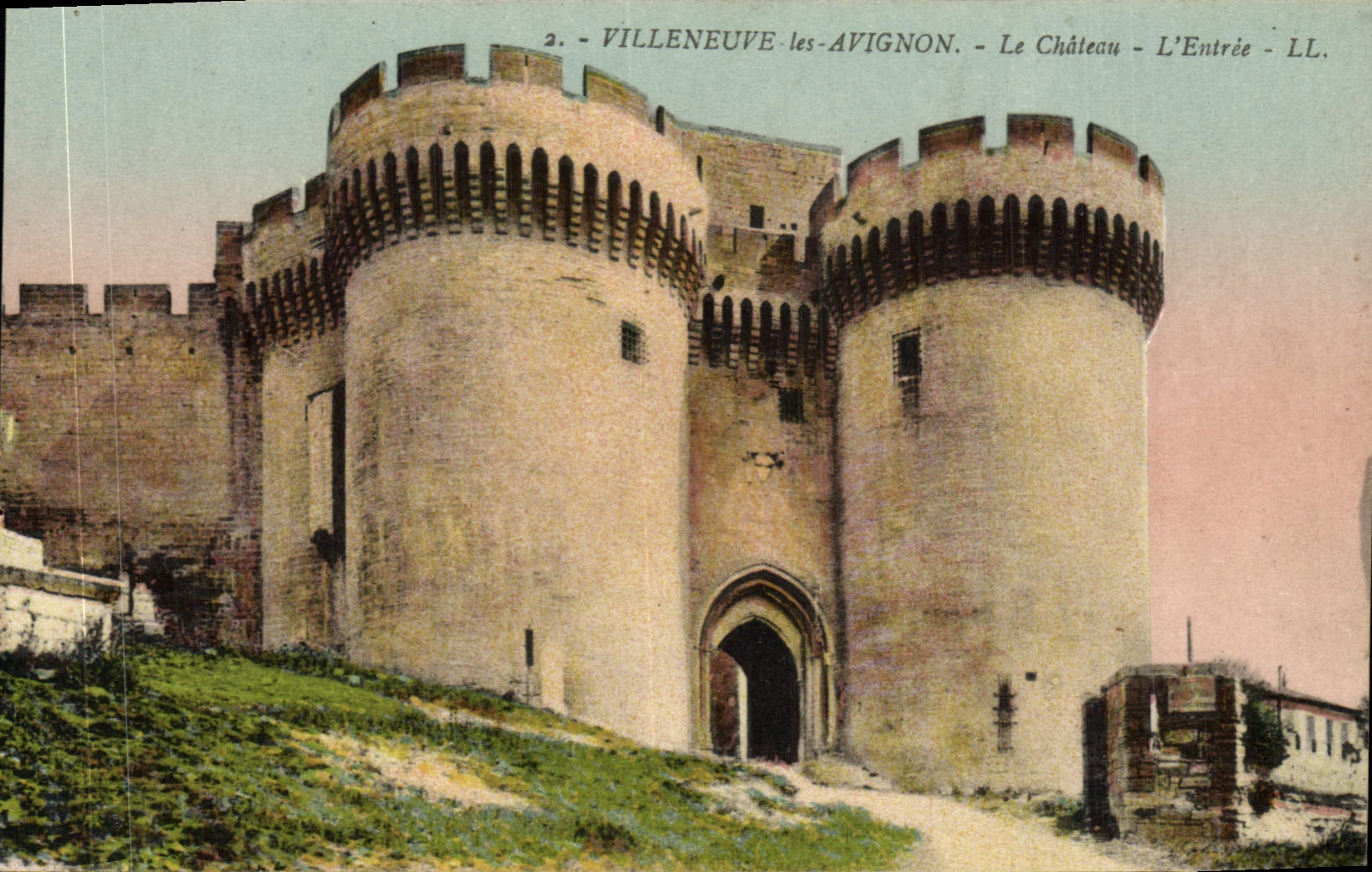 CPA Villeneuve les Avignon Le Chateau L'Entree 