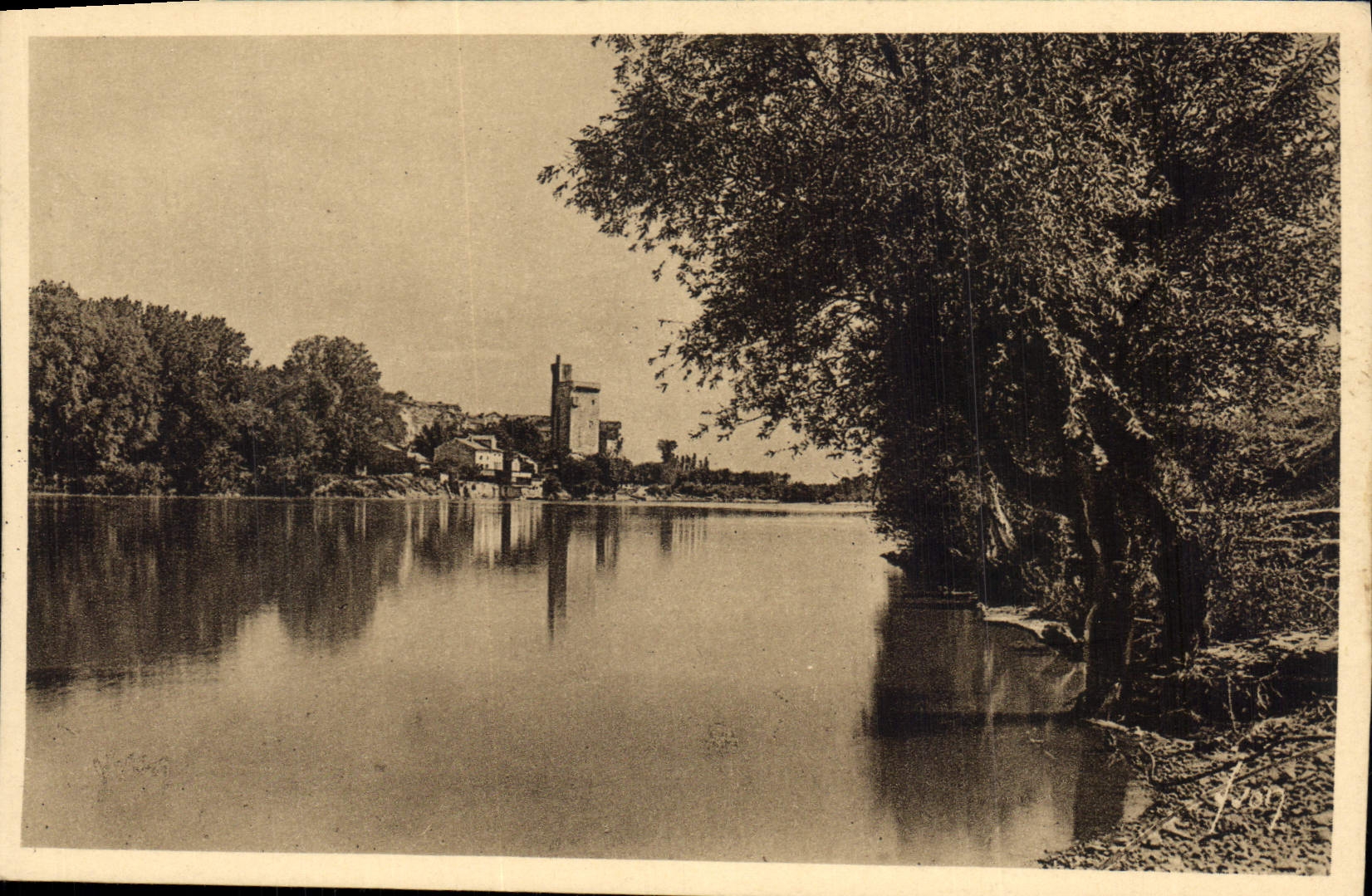 CPA Villeneuve les Avignon Gard Le Rhone et la Tour de Philippe le Bel 