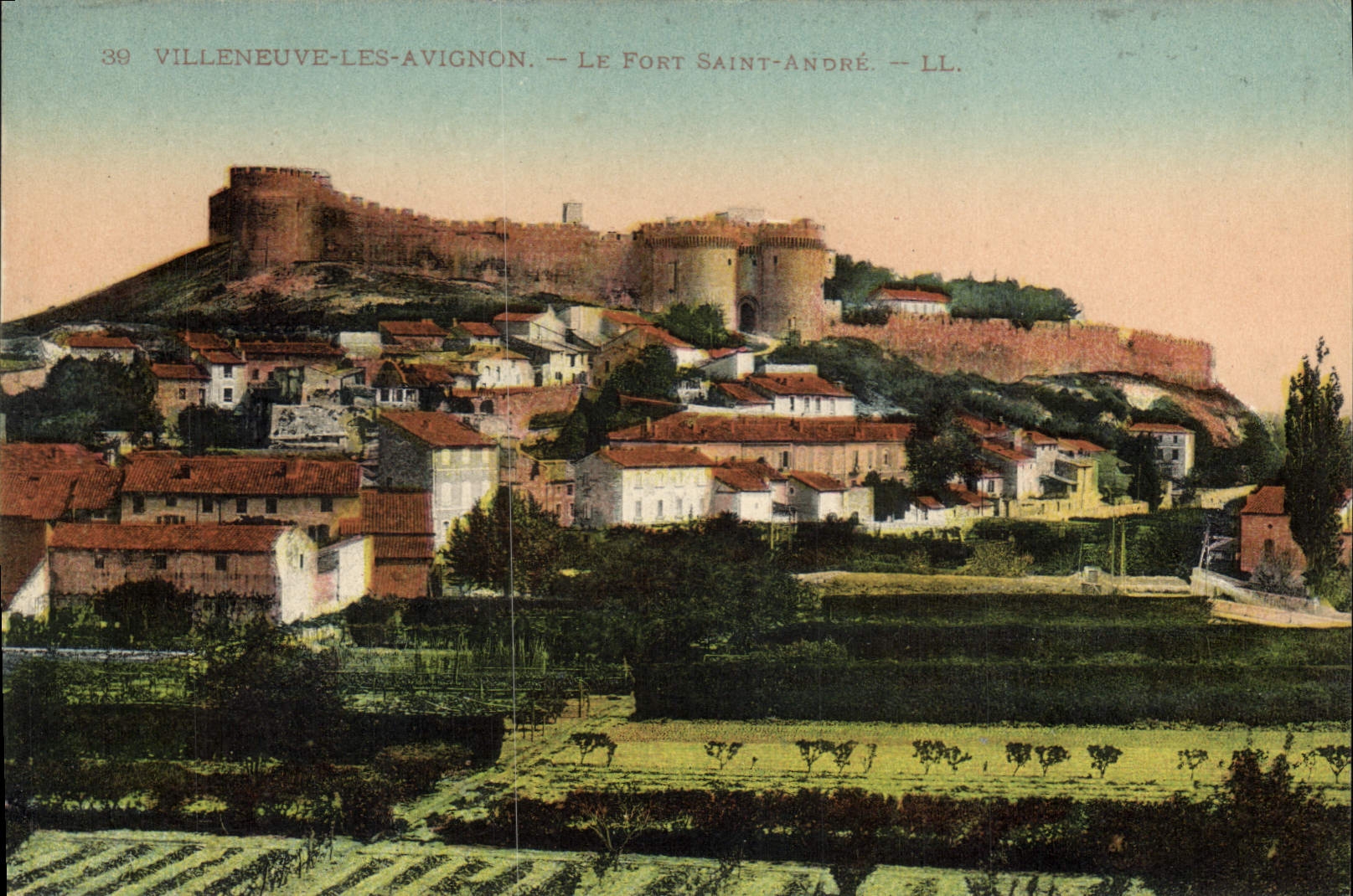 CPA Villeneuve les Avignon Le Fort Saint Andre