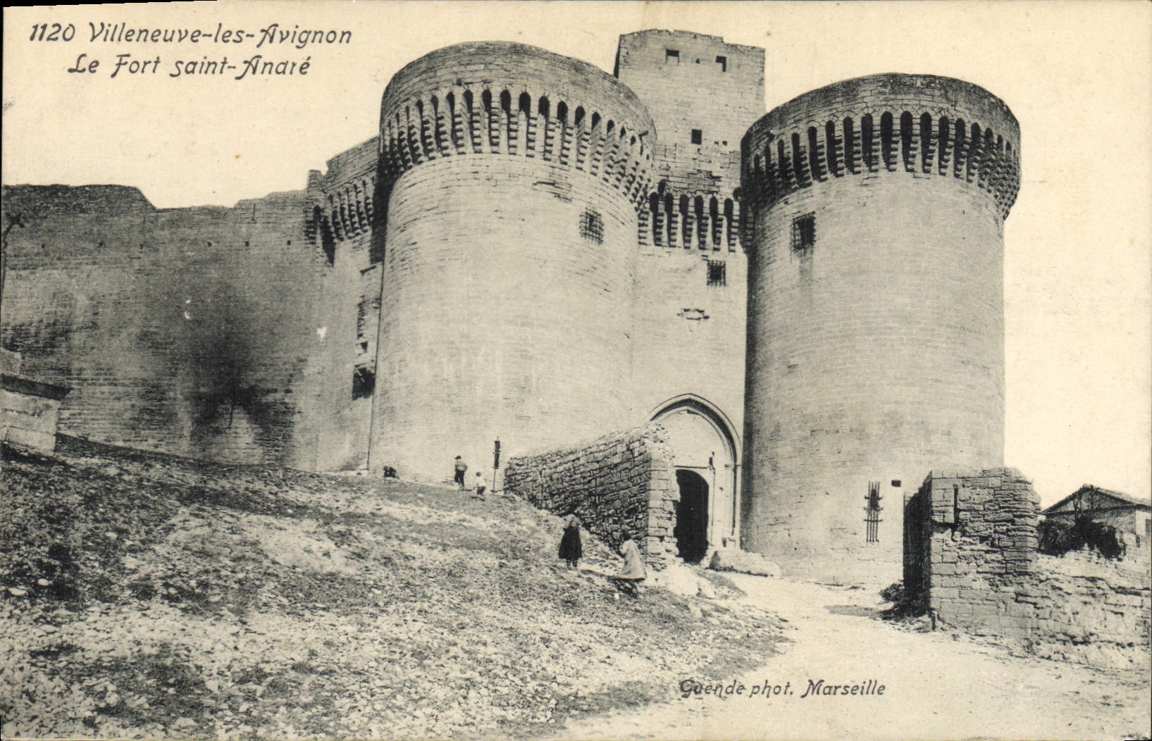 CPA Villeneuve les Avignon Le Fort Saint Andre 