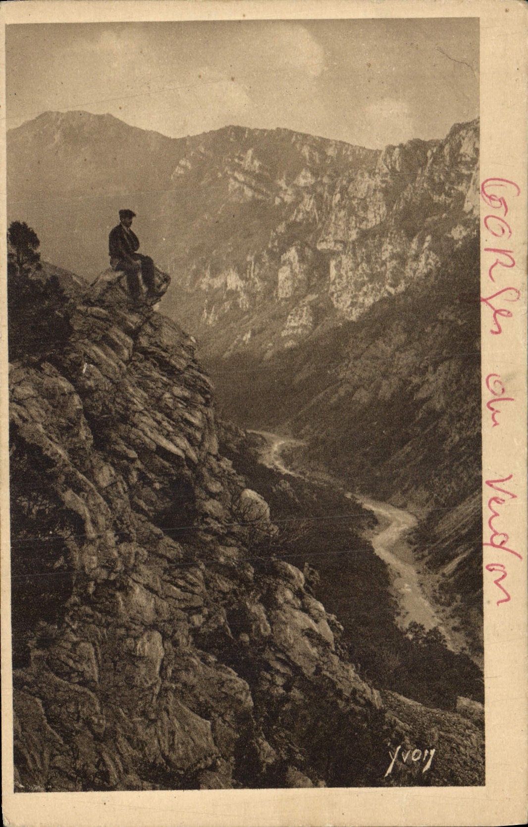 CPA La Douce France Paysages et Pierres de Provence Les Gorges du Verdon a St Morin