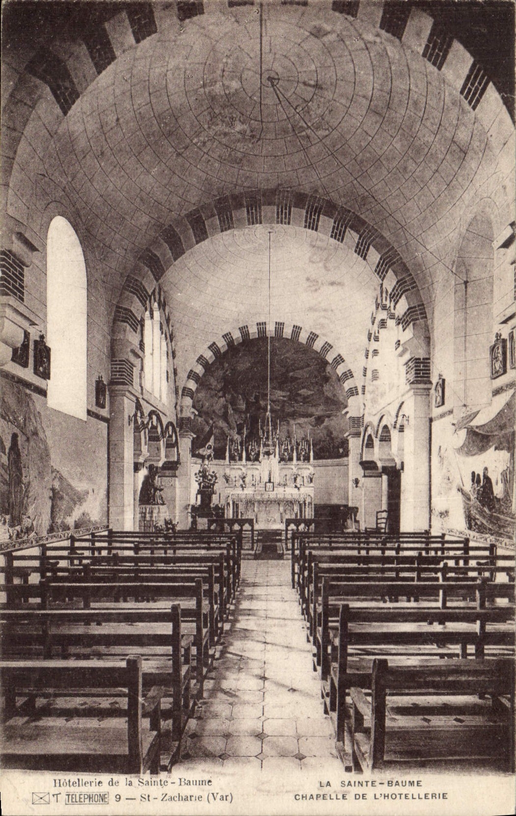 CPA La Sainte Baume Chapelle de l'Hotellerie 