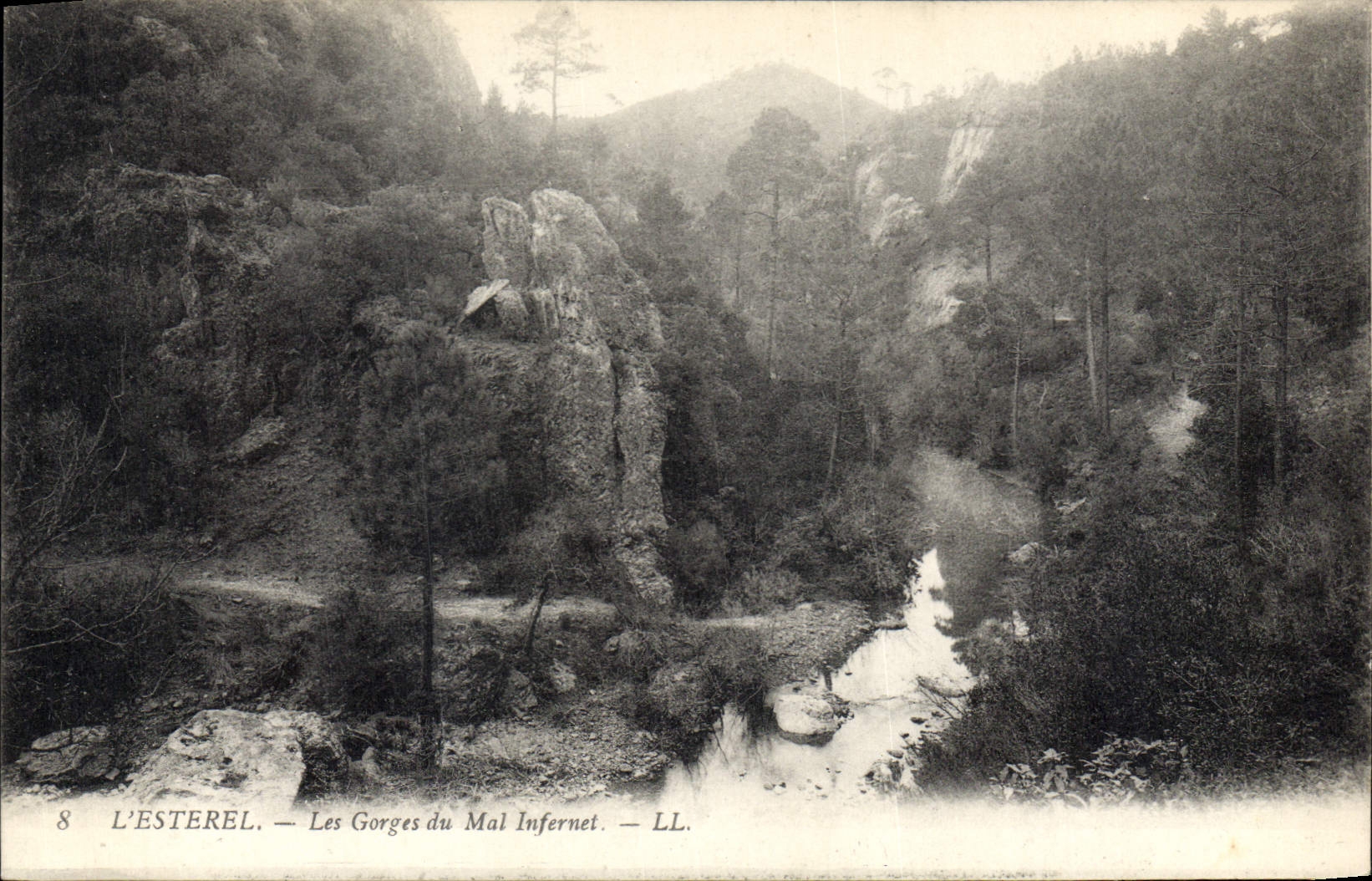 CPA L'Esterel Les Gorges du Mal Infernet 