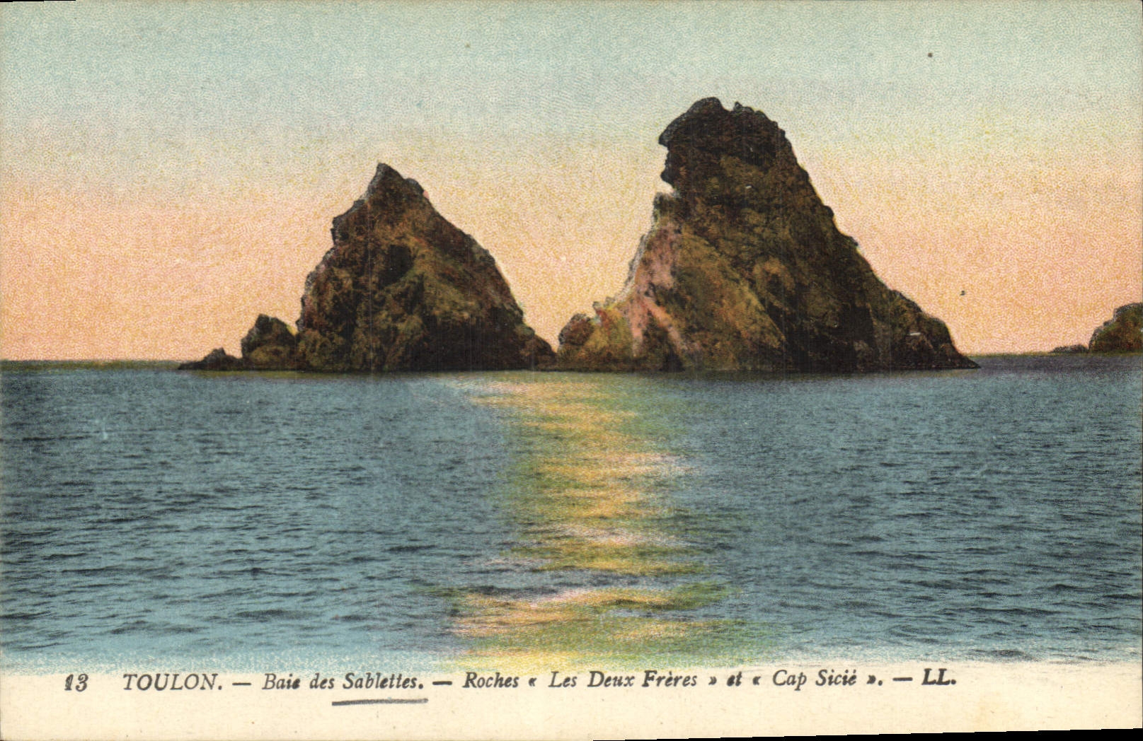CPA Toulon Baie des Sablettes Roches Les Deux et Cap Sicse 