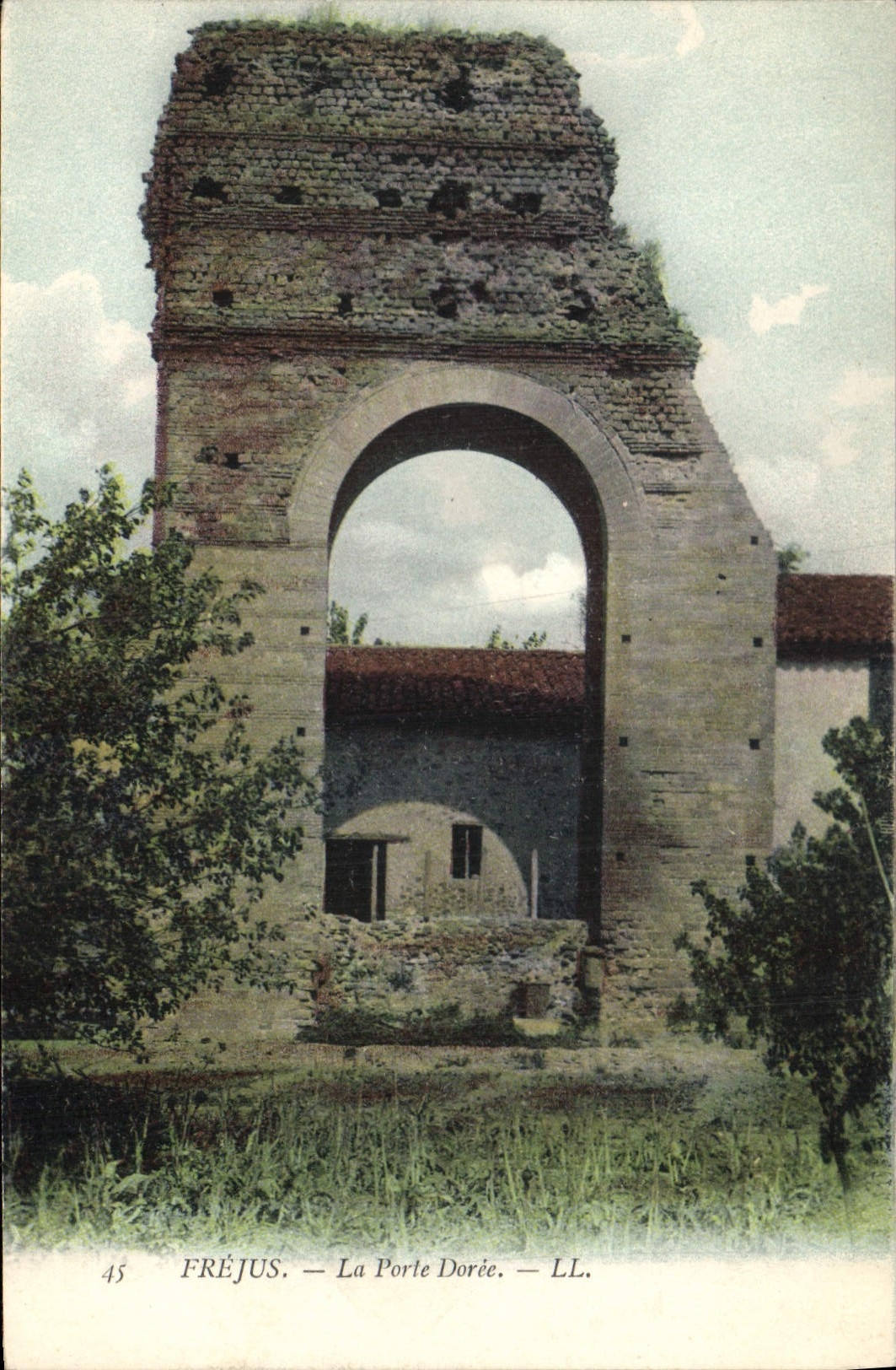 CPA Frejus La Porte Doree 