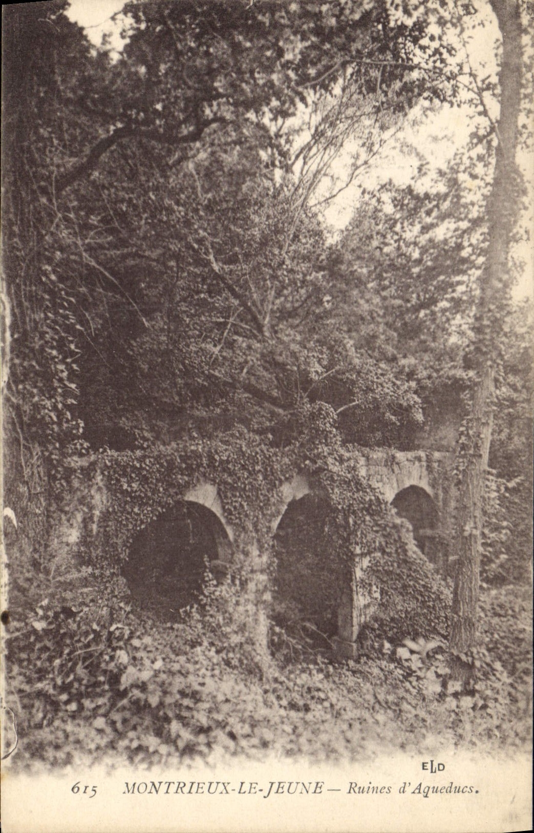 CPA Montrieux Le Jeune Ruines d'Aqueducs 