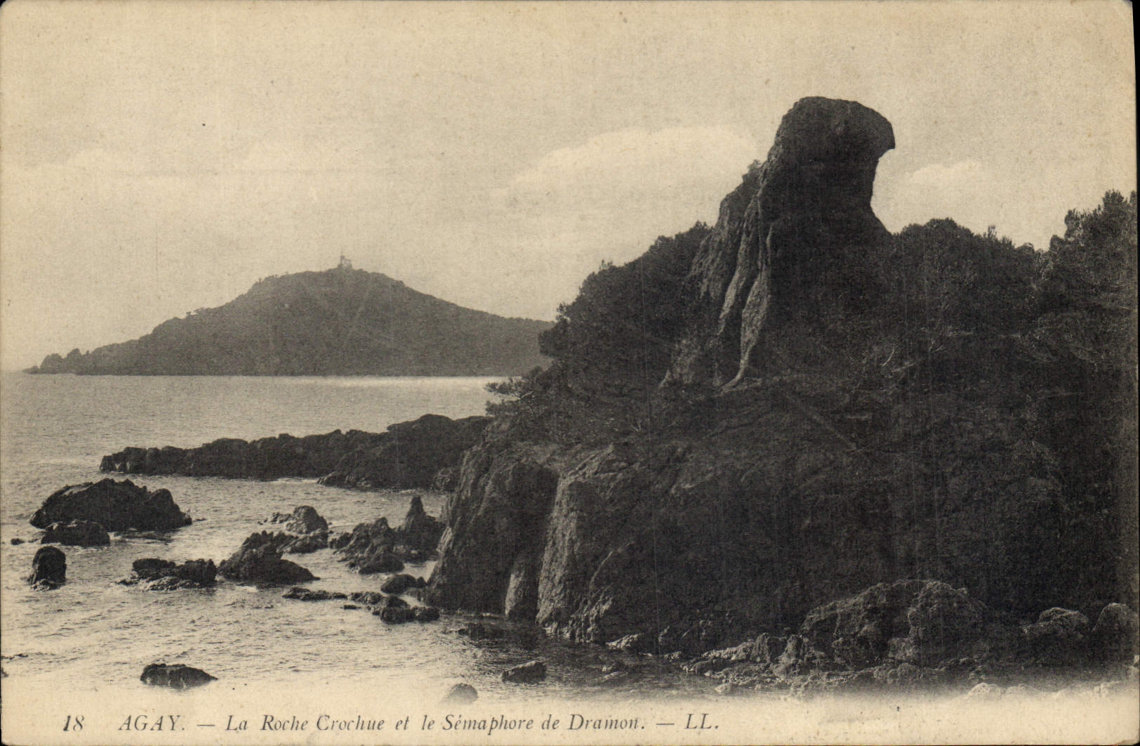 CPA Agay La Roche Crochue et le Semaphore de Dramon