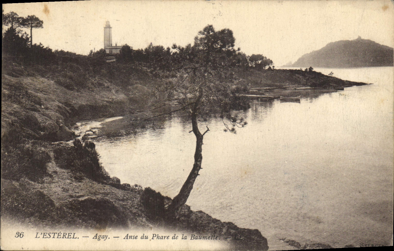 CPA L'Esterel Agay Anse du Phare de la Baumette