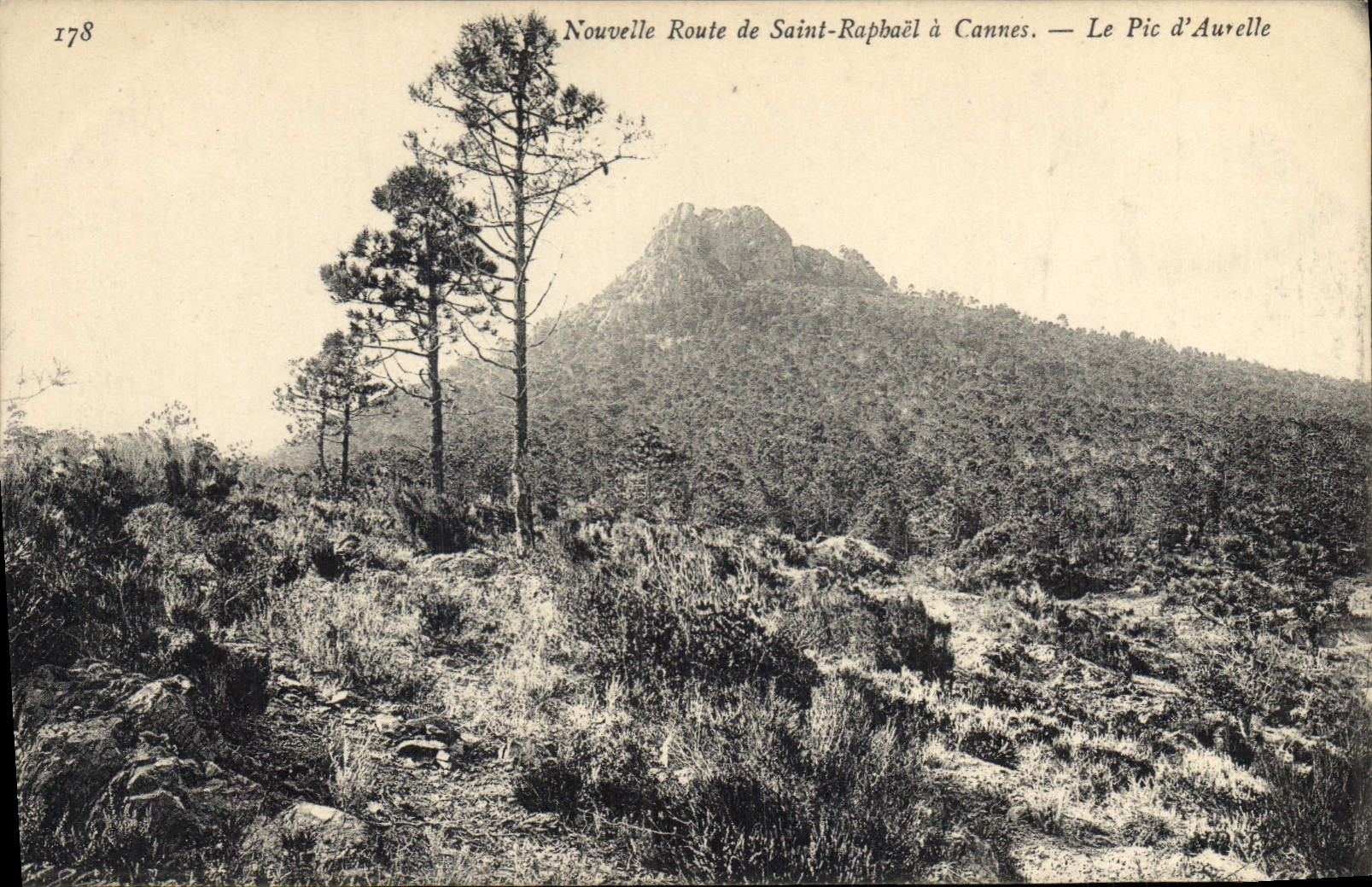 CPA Nouvelle Route de Saint Raphael a Cannes Le Pic d'Aurelle