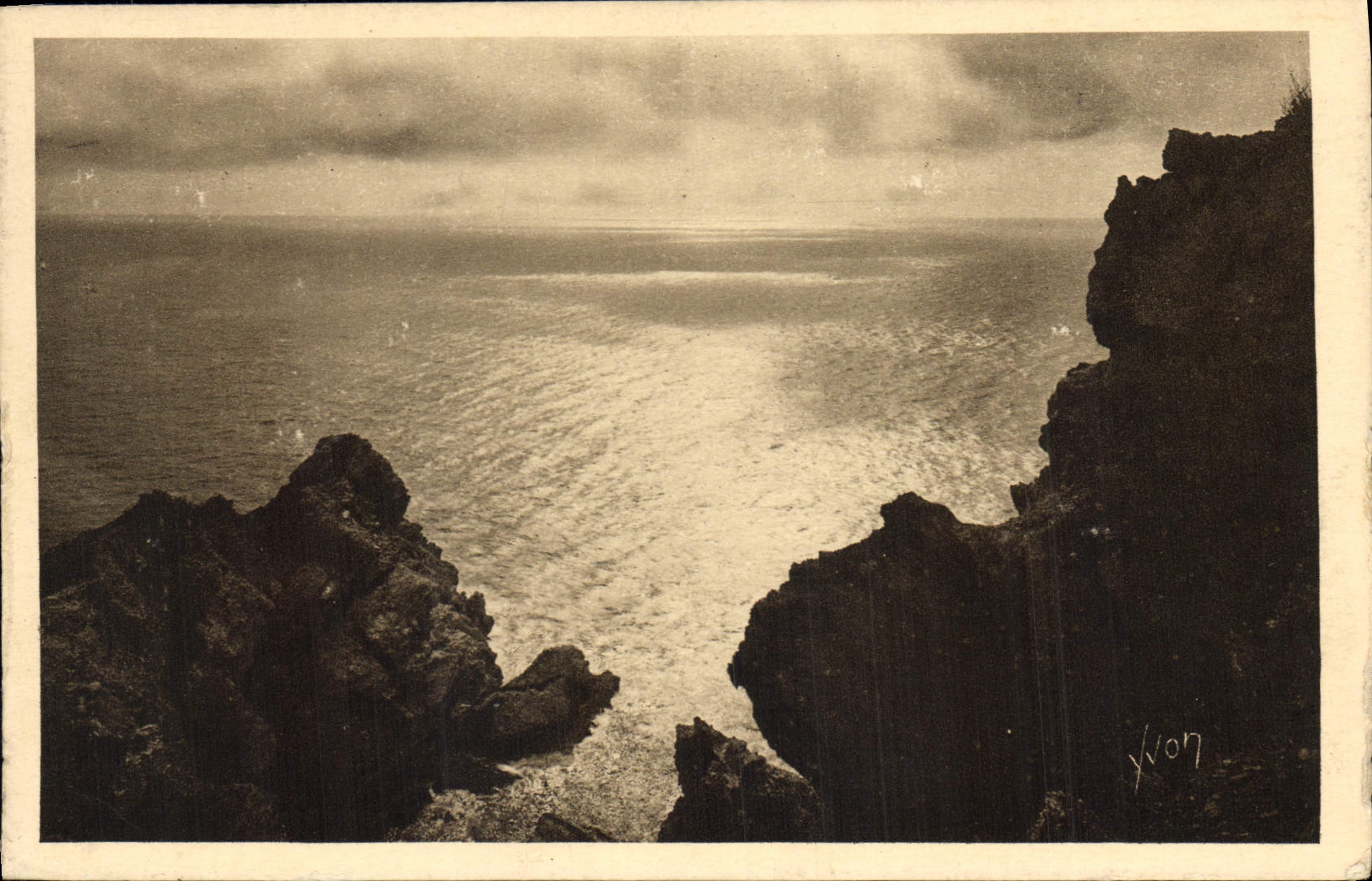 CPA Cote d'Azur Lever de soleil sur la Grand Cale