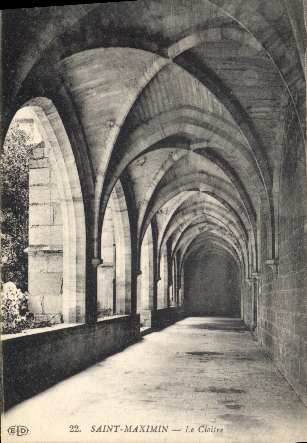 CPA Saint Maximin Le Cloitre 