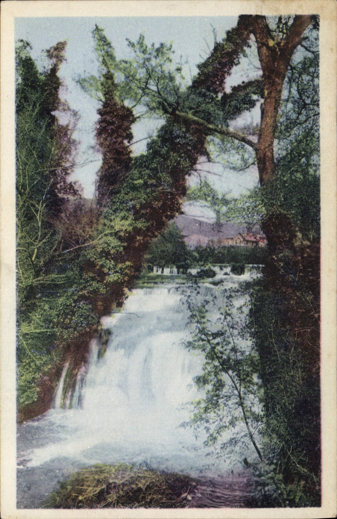 CPA St Zacharie Var Les Bords de l'Huveaunne Chute d'eau