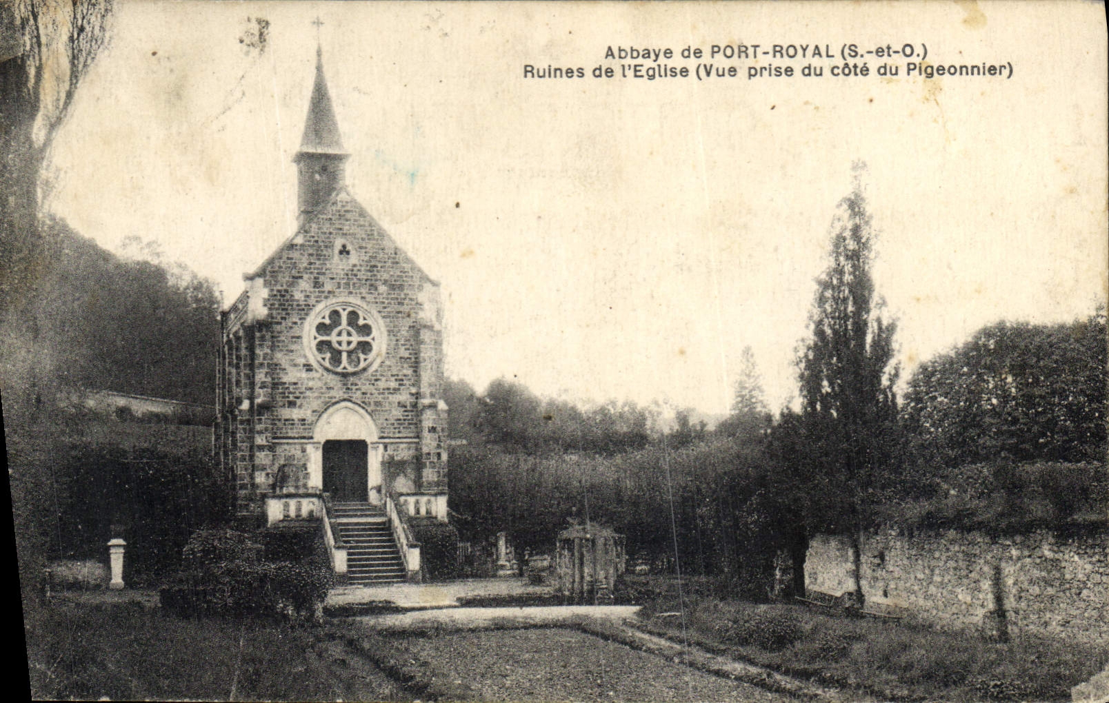 CPA Abbaye de Port Royal S et O Ruines de l'Eglise Vue prise du cote du Pigeonnier