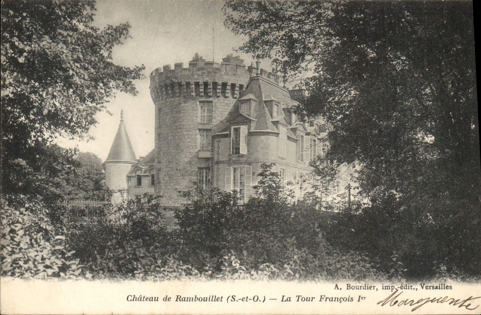 CPA Chateau de Rambouillet S et O La Tour Francois 1er